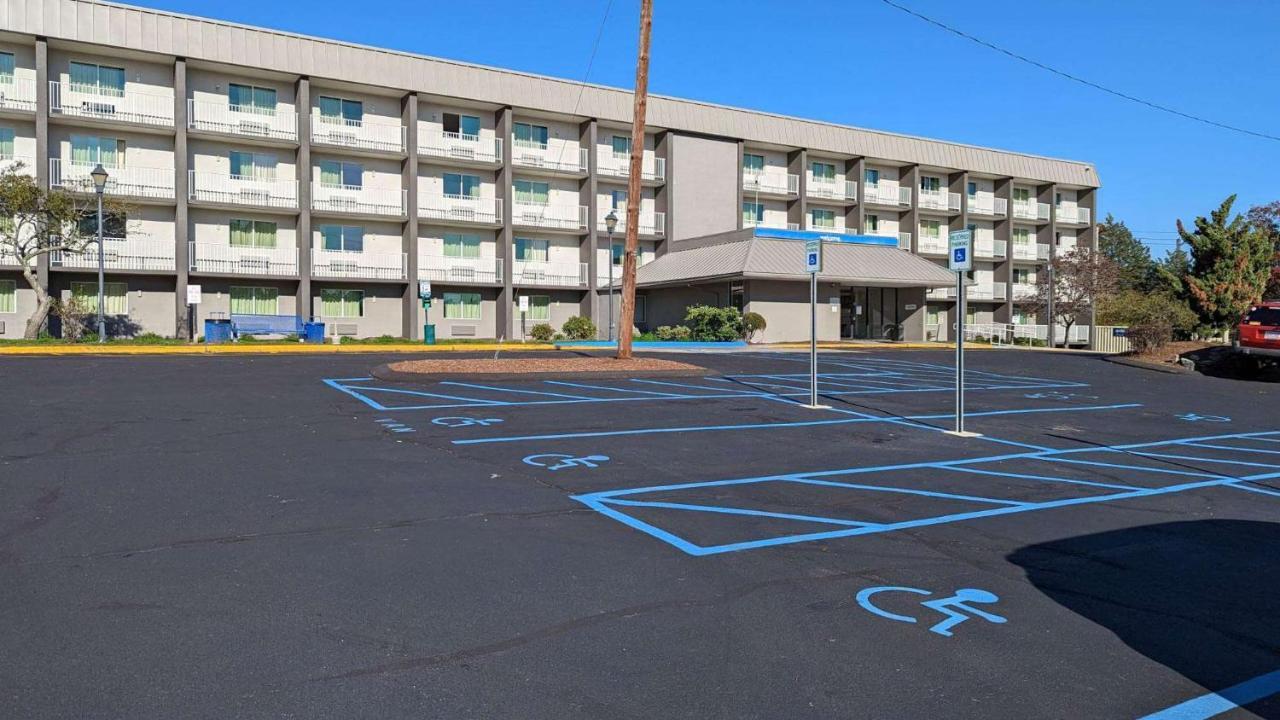 Motel 6-Danvers, Ma - Boston North Exteriör bild