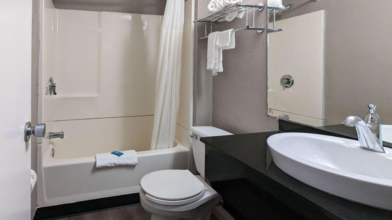 Motel 6-Danvers, Ma - Boston North Exteriör bild